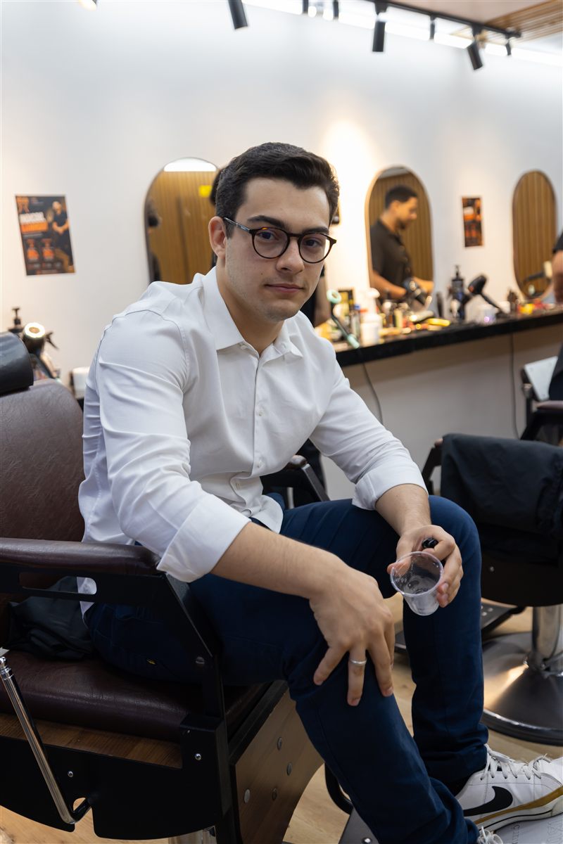Dono de barbearia parceira da QCM Assessoria